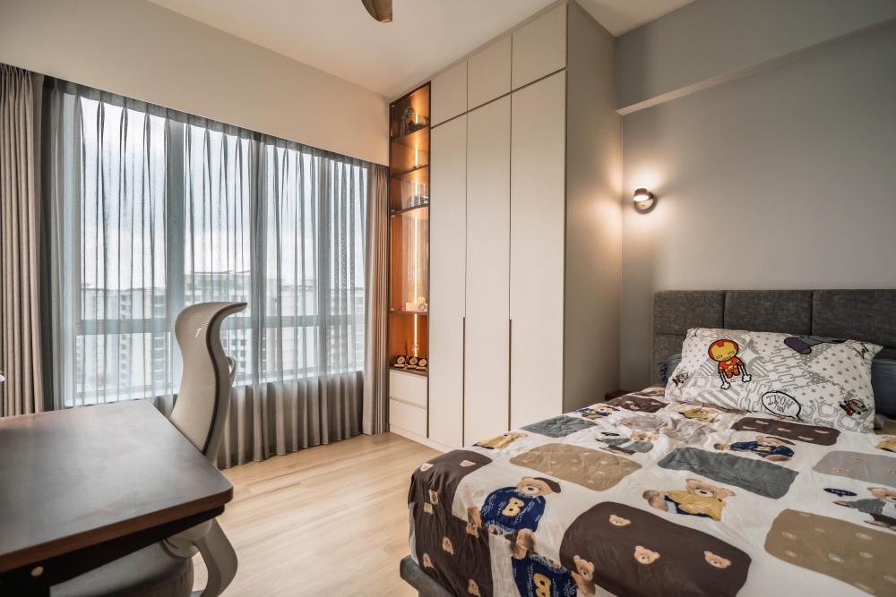 Contemporary Bedroom with Vinyl Flooring and Flooring