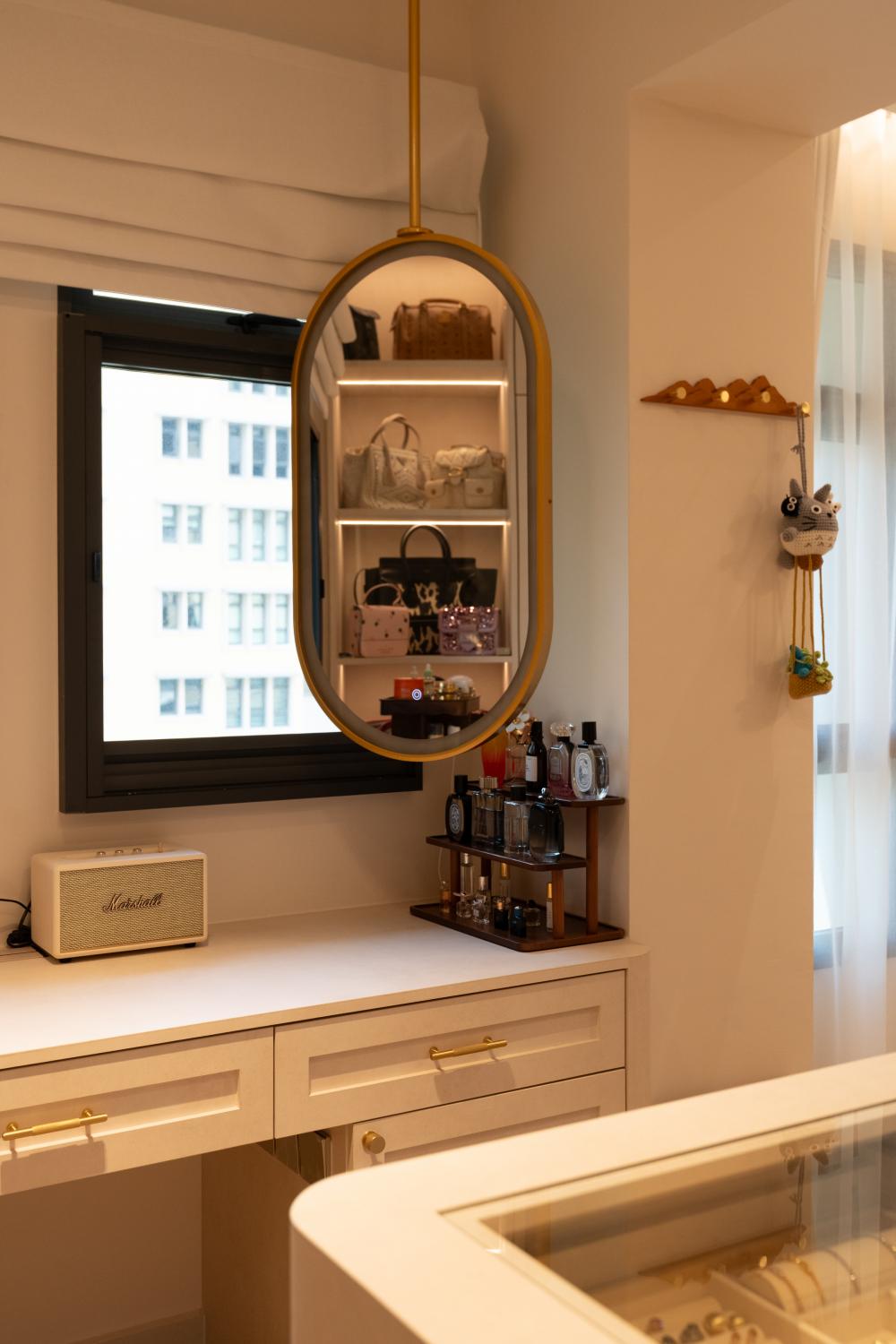Country Walk-in Wardrobe with Mirror and Vanity Counter