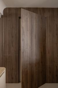 Scandinavian Hallway at 518B Tampines Central Ave 7
