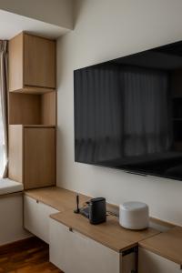 Scandinavian Bedroom at 518B Tampines Central Ave 7