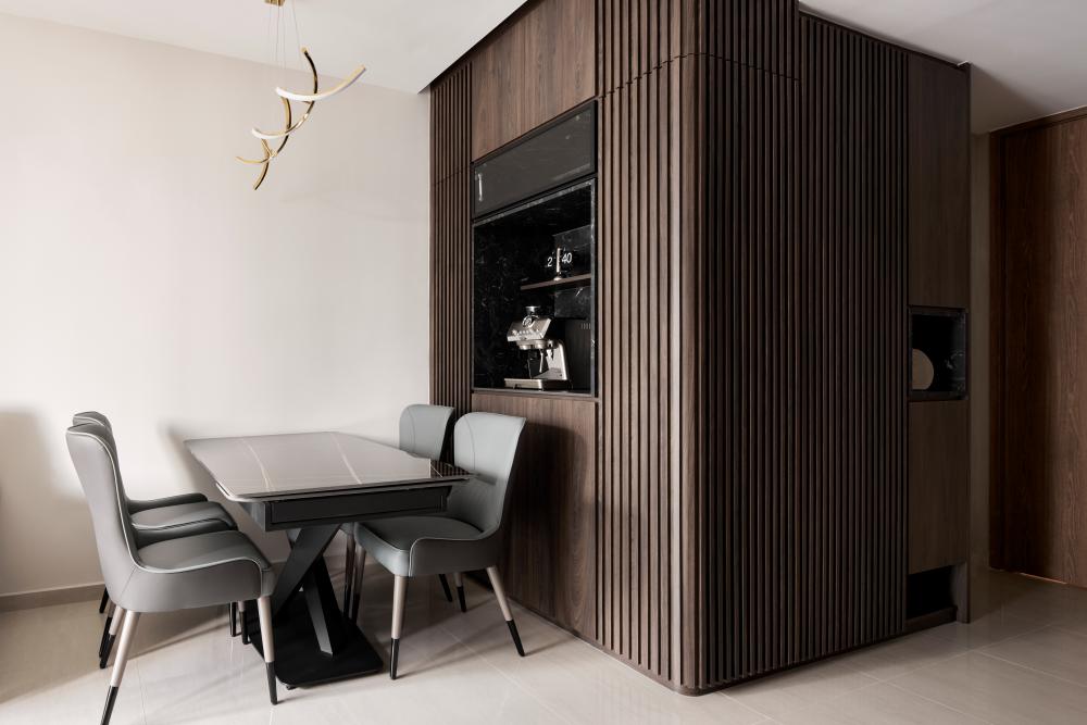 Modern Dining Room with Dining Table and Dining Chairs
