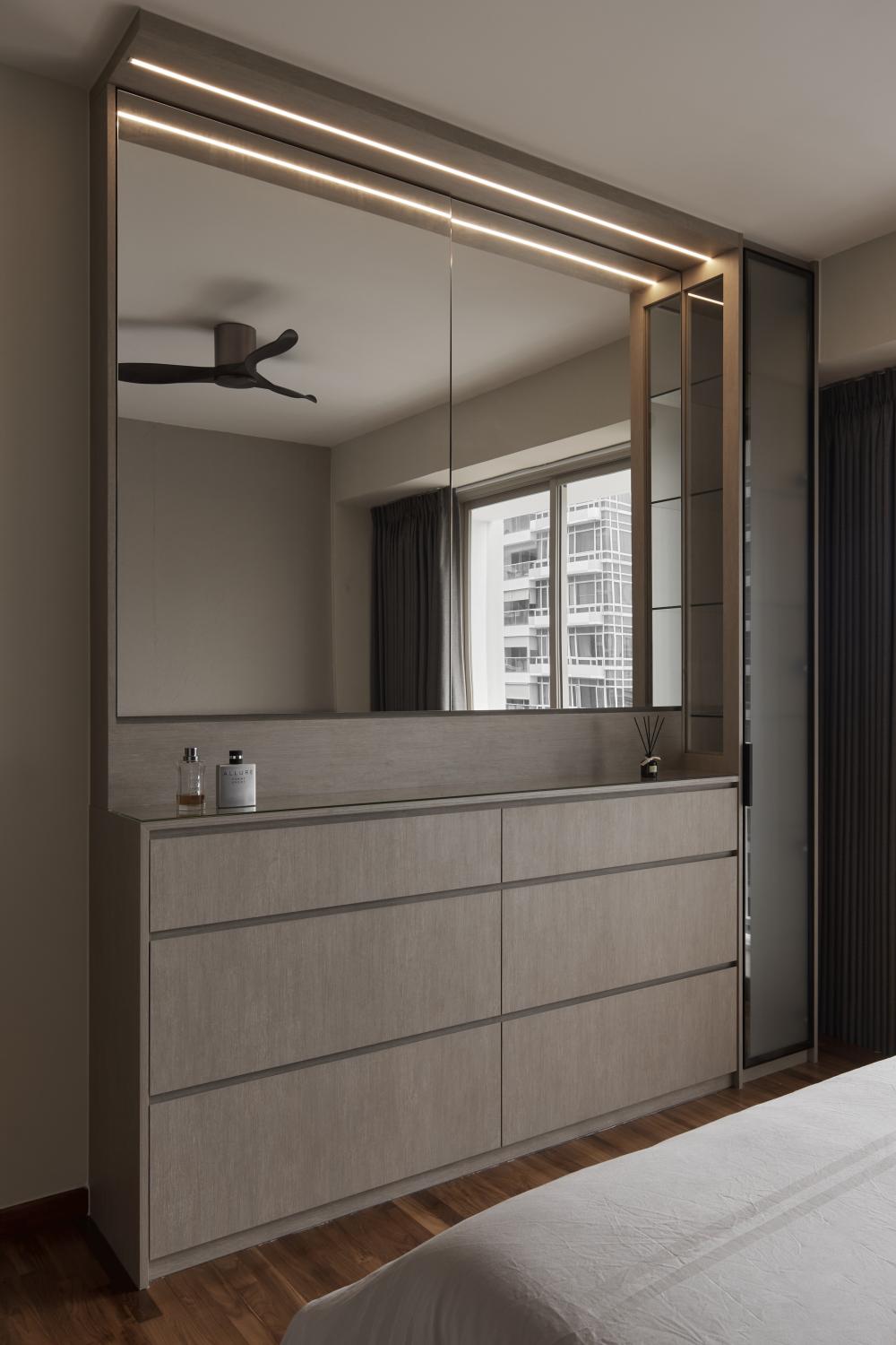 Contemporary Bedroom with Mirror and Wardrobe