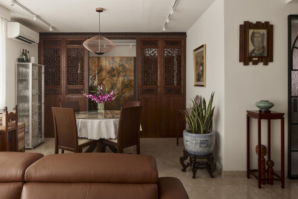 Asian Dining Room with Dining Table and Dining Chairs