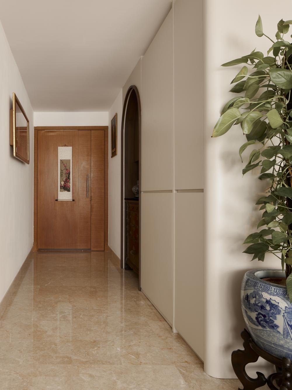 Asian Entryway with Shoe Rack and Small Storage