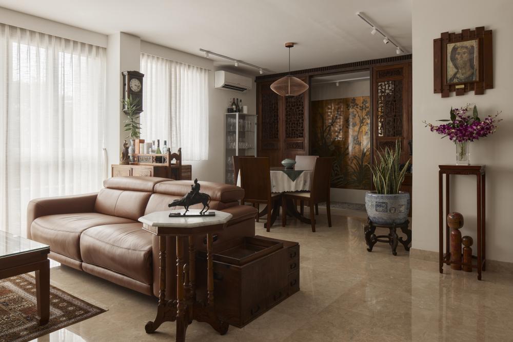 Asian Dining Room with Dining Table and Dining Chairs