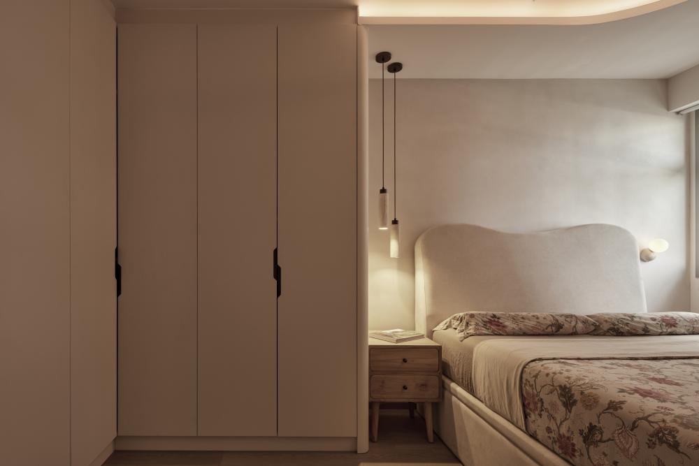 Scandinavian Bedroom with Wardrobe and Queen Bed