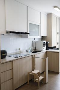 Contemporary Kitchen at 64 Teban Garden