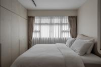 Minimalist Bedroom at 441C Bukit Batok West Ave 8