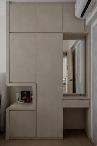 Minimalist Bedroom at 441C Bukit Batok West Ave 8