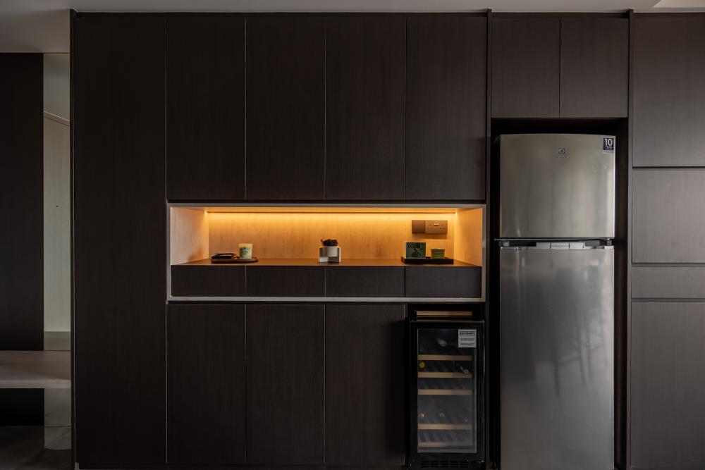Contemporary Kitchen with Kitchen Cabinets and Refrigerator