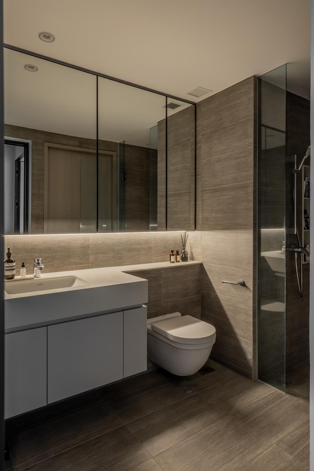 Contemporary Bathroom with Mirror and Shower Screen