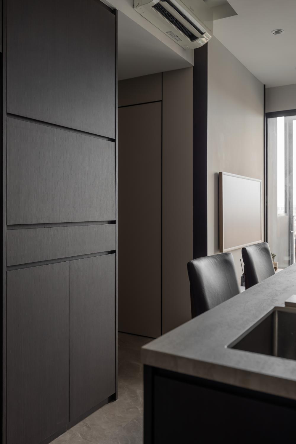 Contemporary Living Room with Washing Machine and Storage Cabinets
