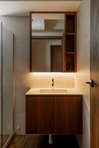 Contemporary Bathroom at 95A Circuit Road