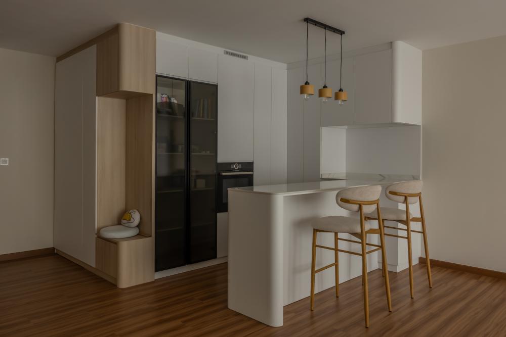 Minimalist Dining Room with Bar Counter and Display Cabinets