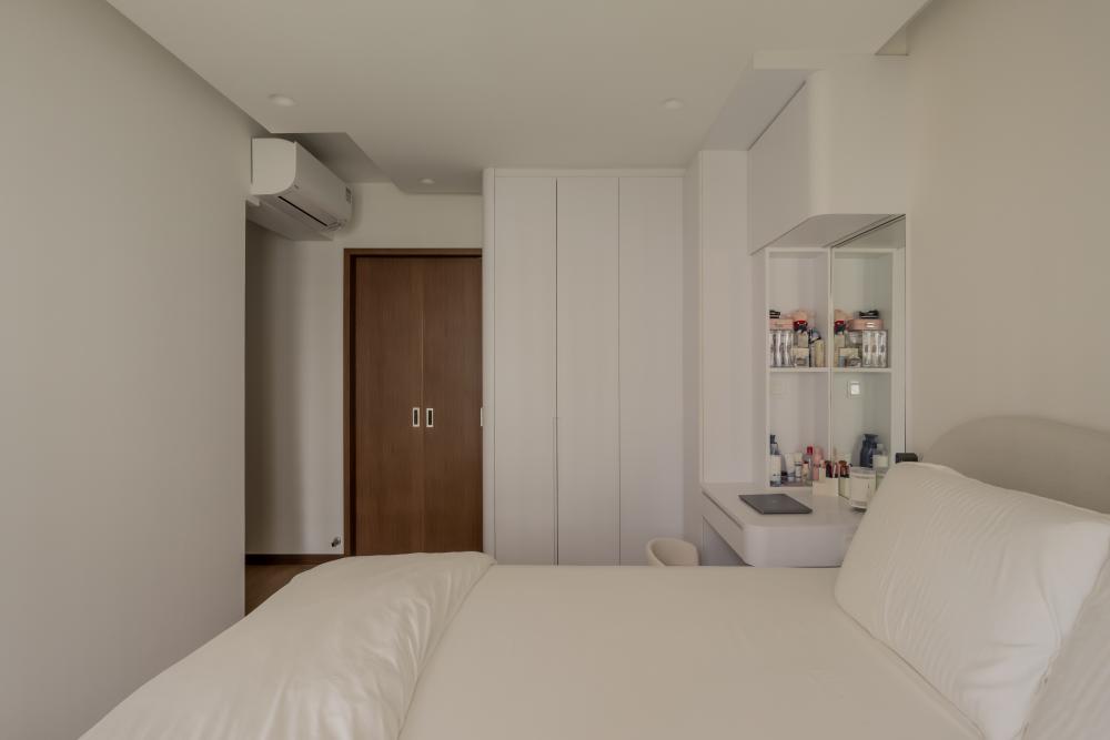 Scandinavian Bedroom with Vinyl Flooring and Wardrobe