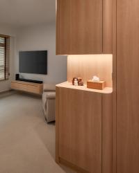 Scandinavian Foyer at 75B, CIRCUIT ROAD,