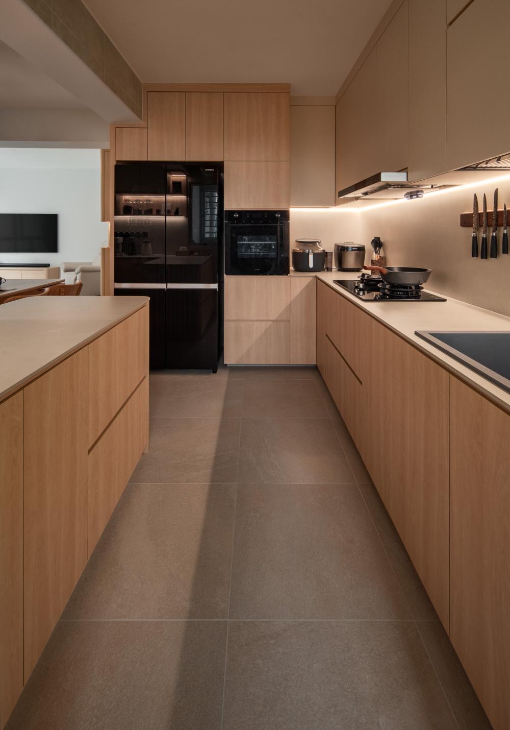 Scandinavian Kitchen with Countertop and Open Kitchen