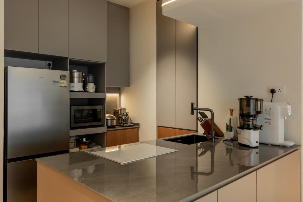 Minimalist Kitchen with Cupboard and Kitchen Backsplash