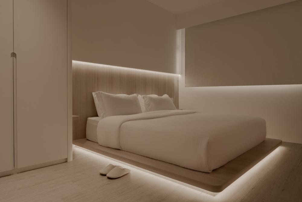 Minimalist Bedroom with Platform Bed and Vinyl Flooring