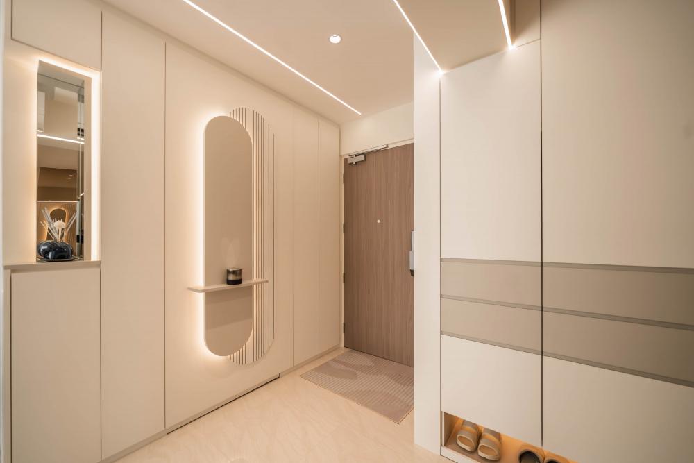 Contemporary Entryway with Mirror and Shoe Rack