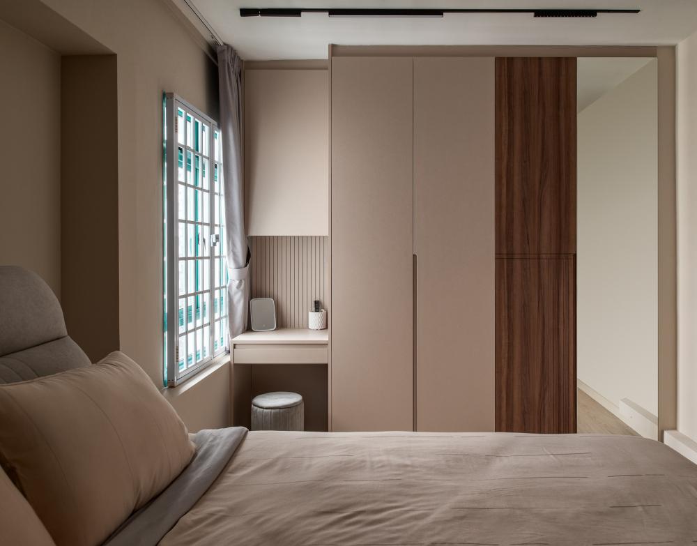 Contemporary Bedroom with Vinyl Flooring and Wardrobe
