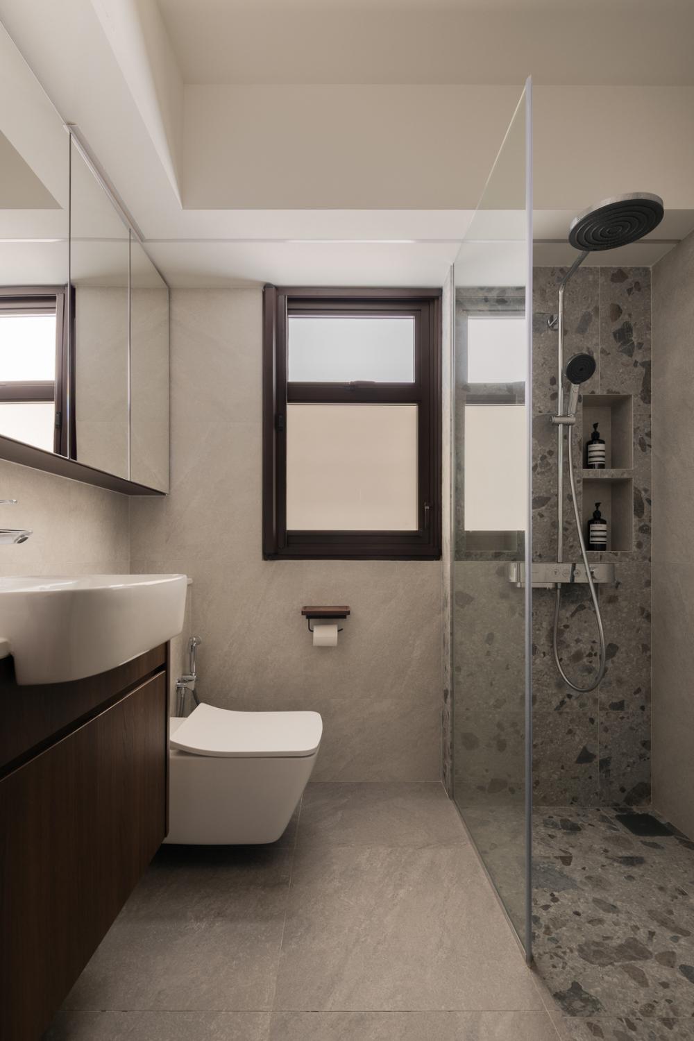 Contemporary Bathroom with Mirror and Shower Screen