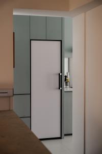 Modern Kitchen at Boon Tiong Road