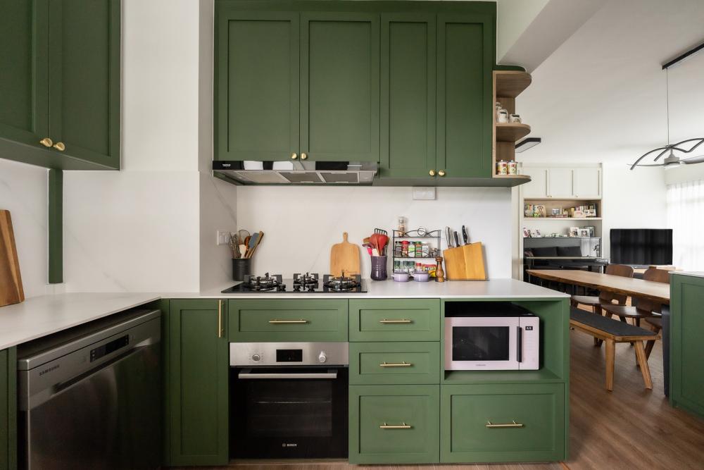 Contemporary Kitchen with Countertop and Cupboard