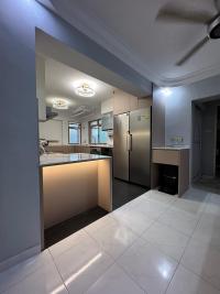 Contemporary Kitchen at 317C Anchorvale Road