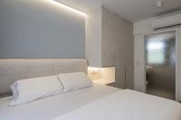 Modern Bedroom at Macpherson Weave 95B Circuit Road