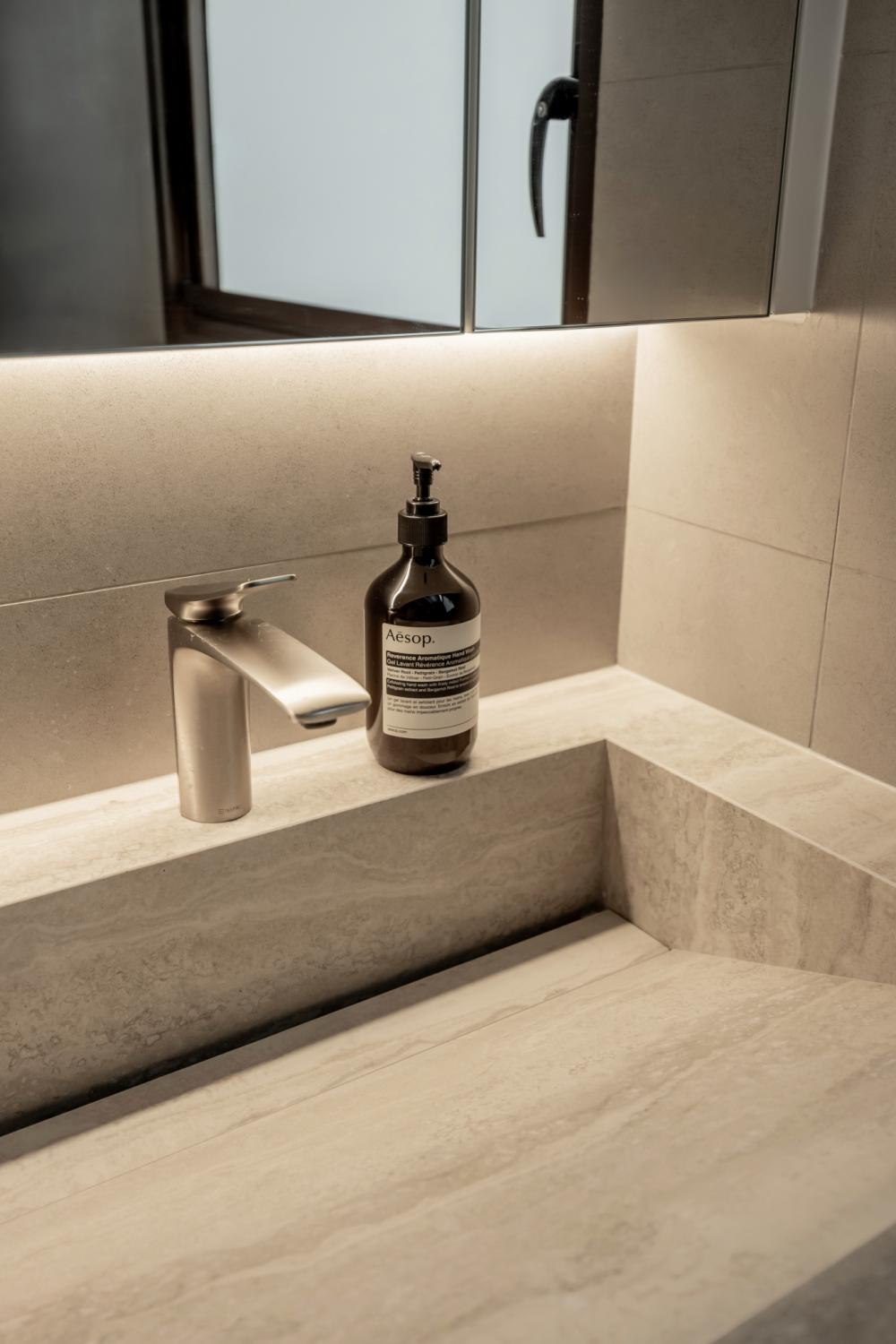 Modern Bathroom with Bathroom Accessories and Wash Basins