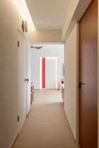 Asian Hallway at 869A Tampines Avenue 8