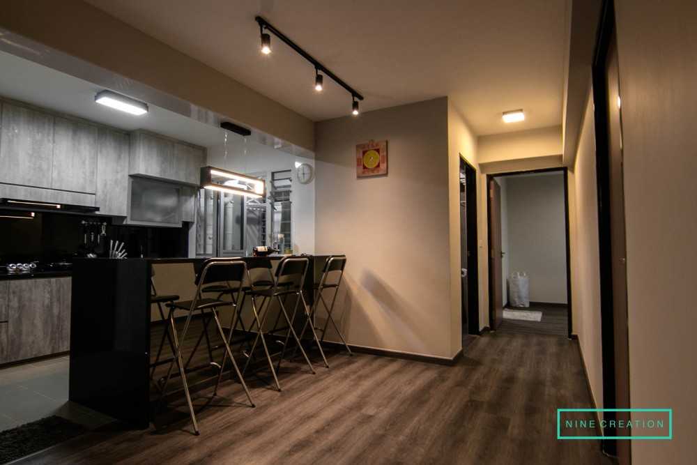 Contemporary Kitchen with Countertop and Vinyl Flooring