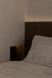 Minimalist Bedroom at 462C Yishun