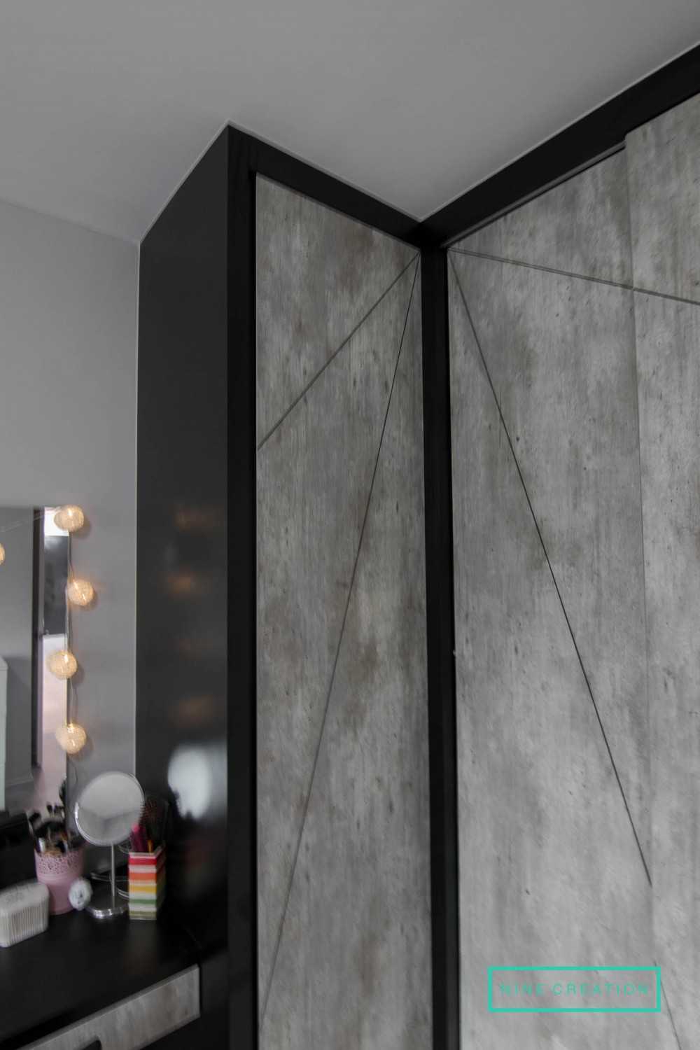 Modern Bedroom with Wood Flooring and Wardrobe