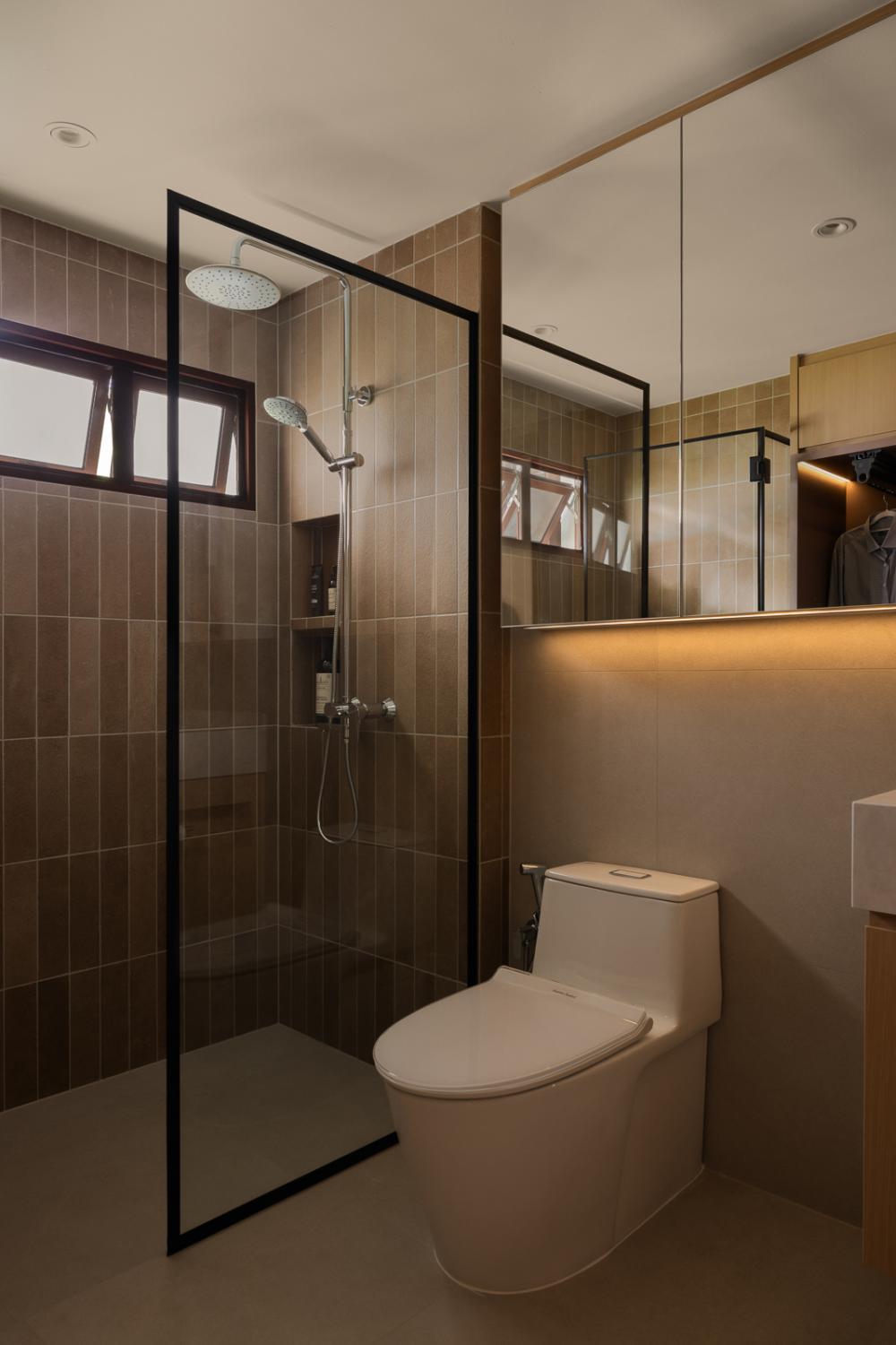 Asian Bathroom with Countertop and Homogeneous Tiles