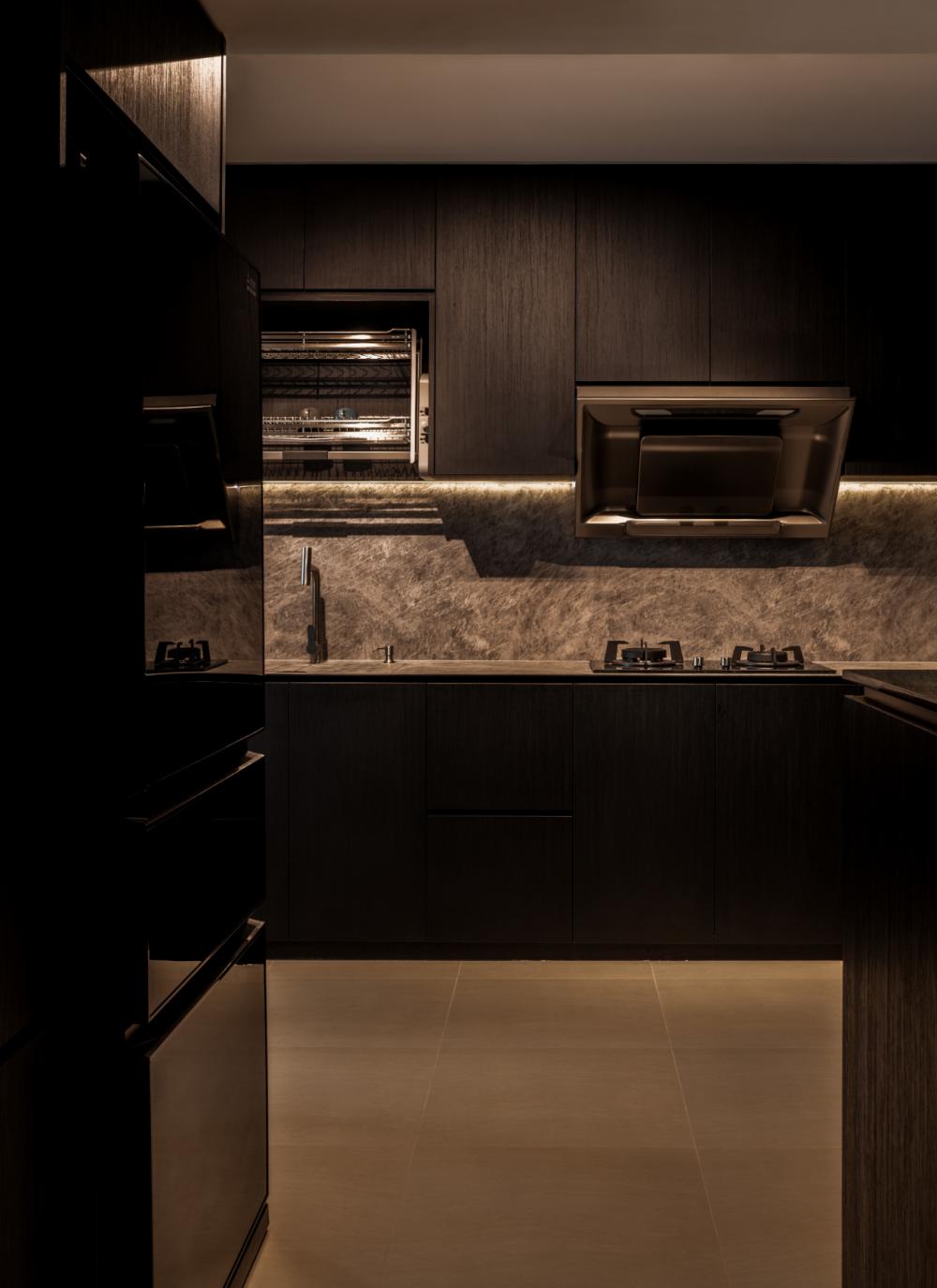 Minimalist Kitchen with Countertop and Kitchen Island
