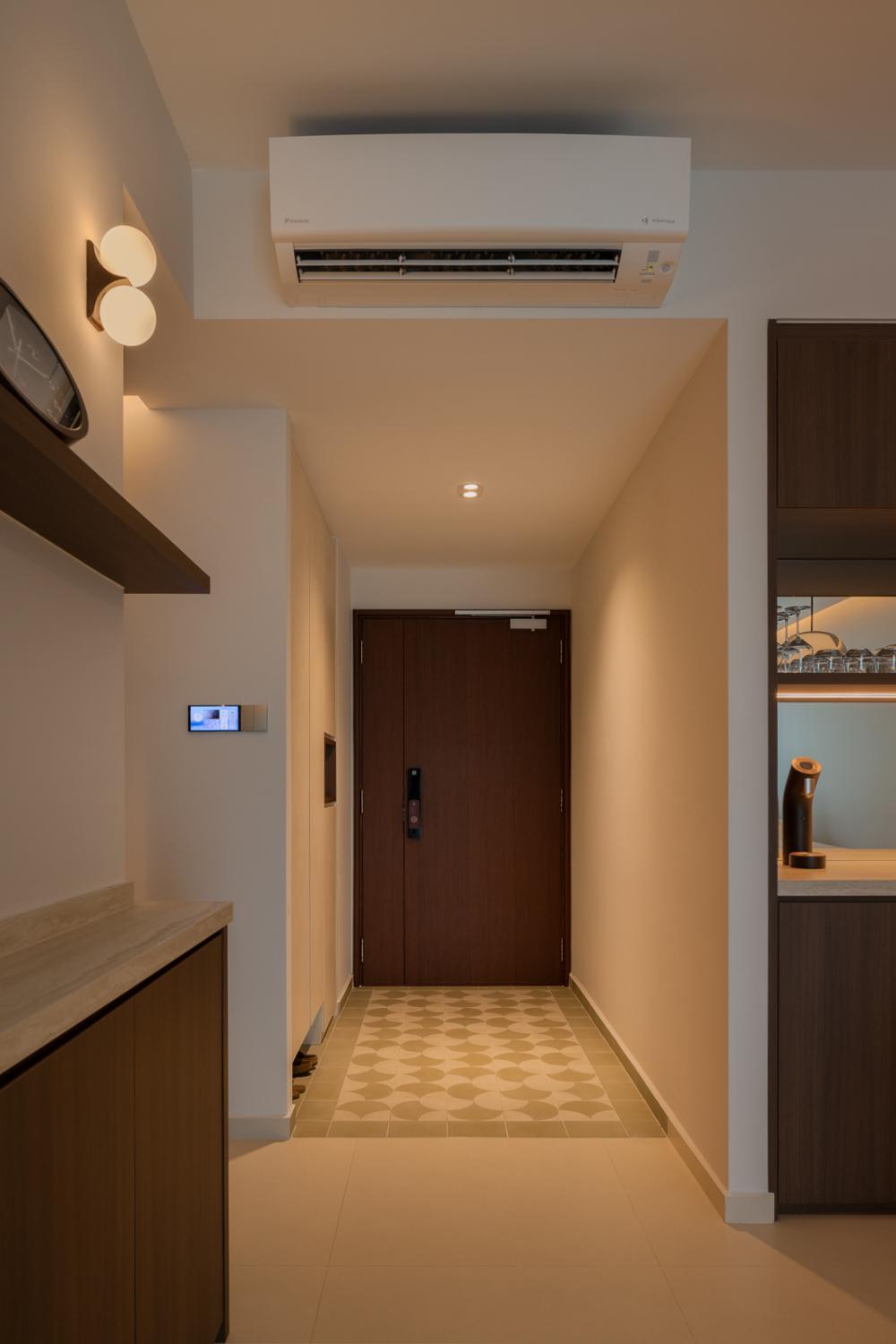 Contemporary Entryway with Shoe Rack and Small Storage