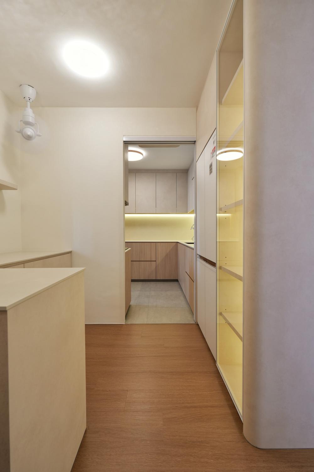 Minimalist Pantry with Kitchen Island and Storage Cabinets