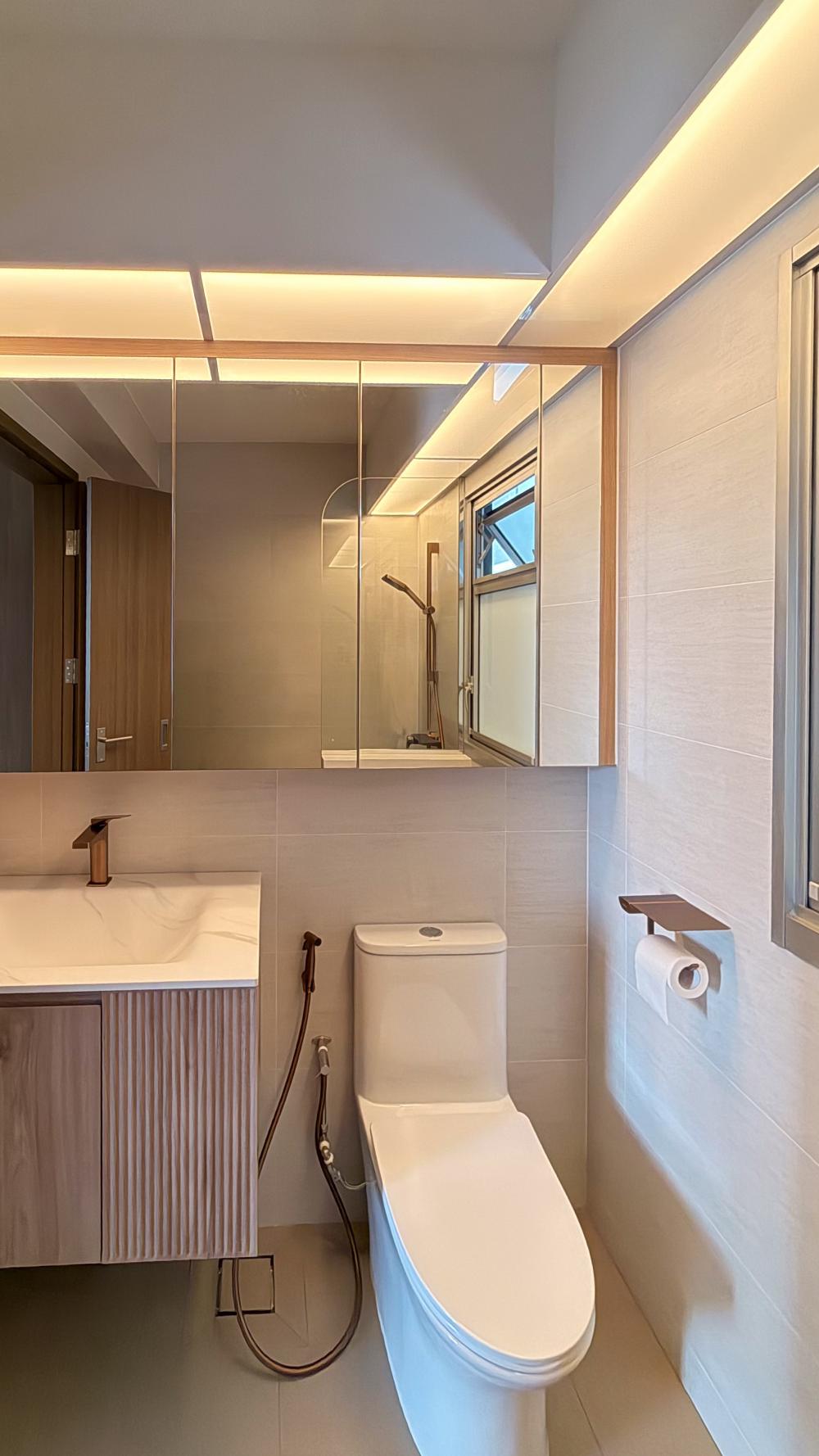 Asian Bathroom with Countertop and Homogeneous Tiles