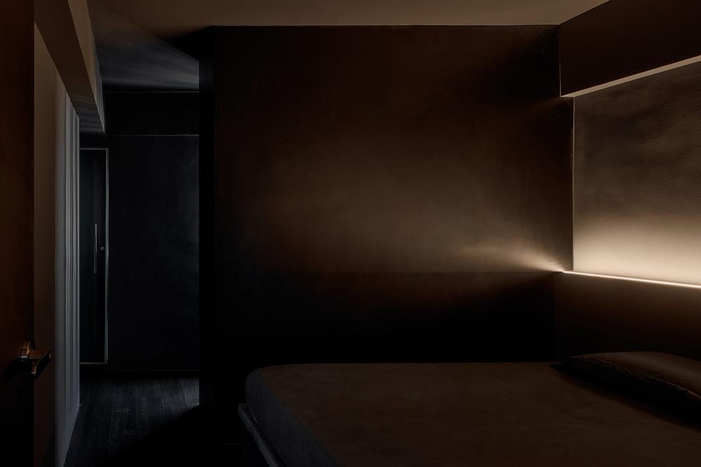 Contemporary Bedroom with Platform Bed and Vinyl Flooring