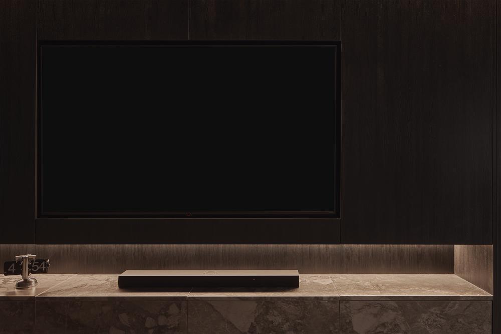 Contemporary Living Room with Countertop and Homogeneous Tiles
