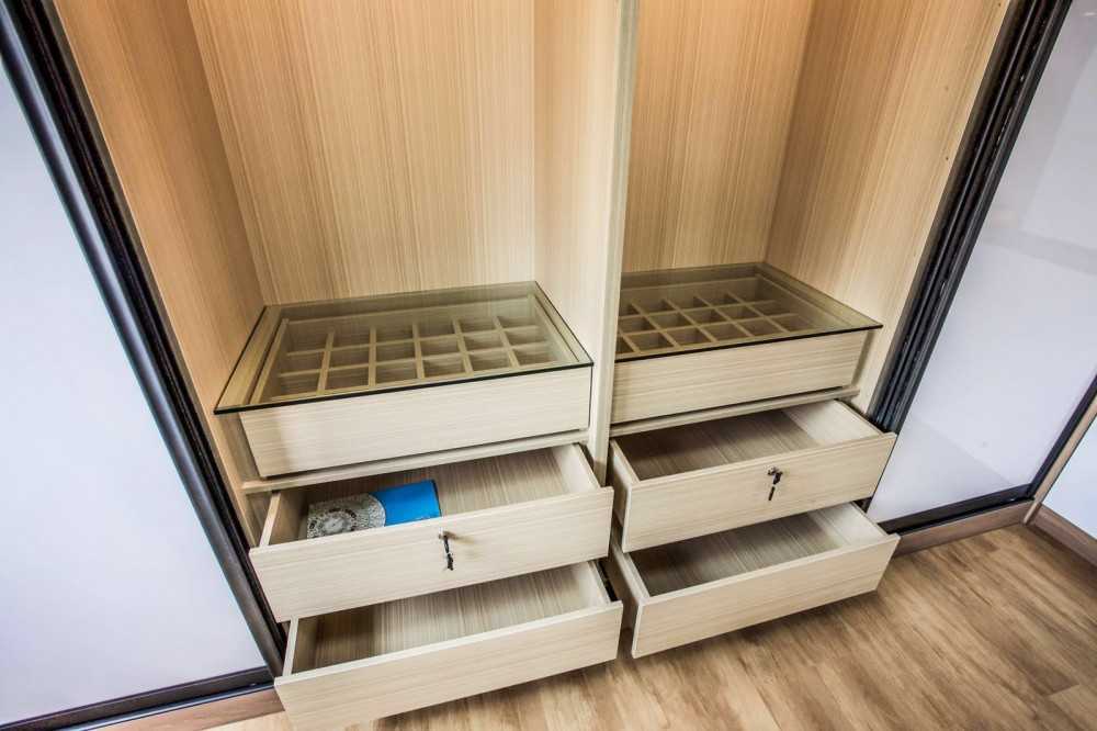 Scandinavian Bedroom with Wardrobe and Sliding Wardrobe