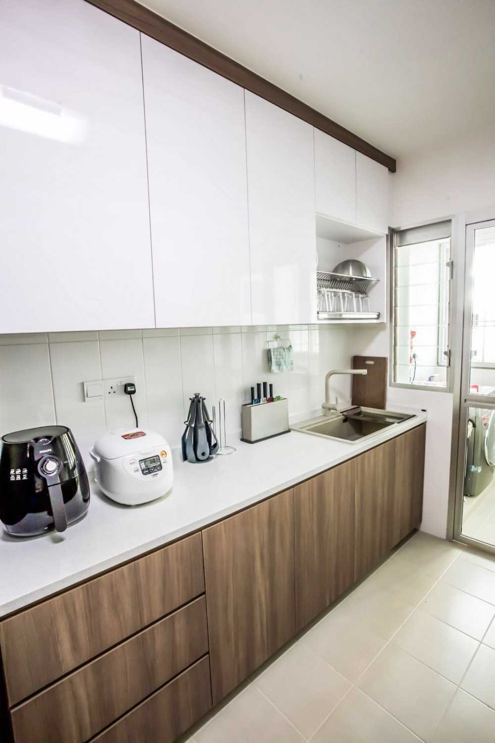Scandinavian Kitchen with Countertop and Kitchen Cabinets