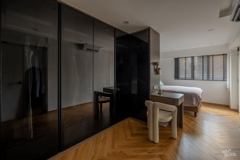 Minimalist Bedroom with Vinyl Flooring and Wardrobe
