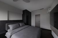 Contemporary Bedroom at 5 Room HUDC @ Marine Vista