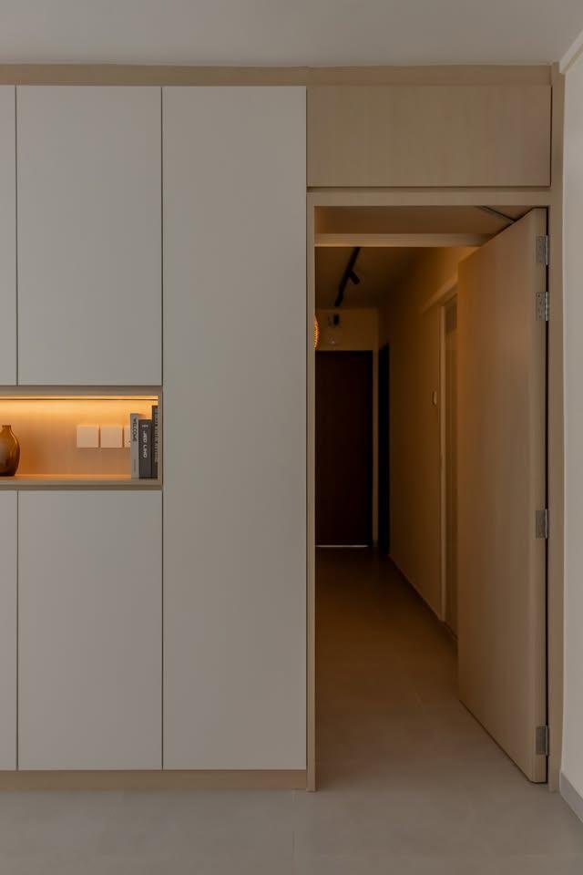 Modern Entryway with Shoe Rack and Shoe Cabinets