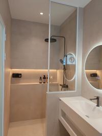 Asian Bathroom at 242 Pasir Ris St 21