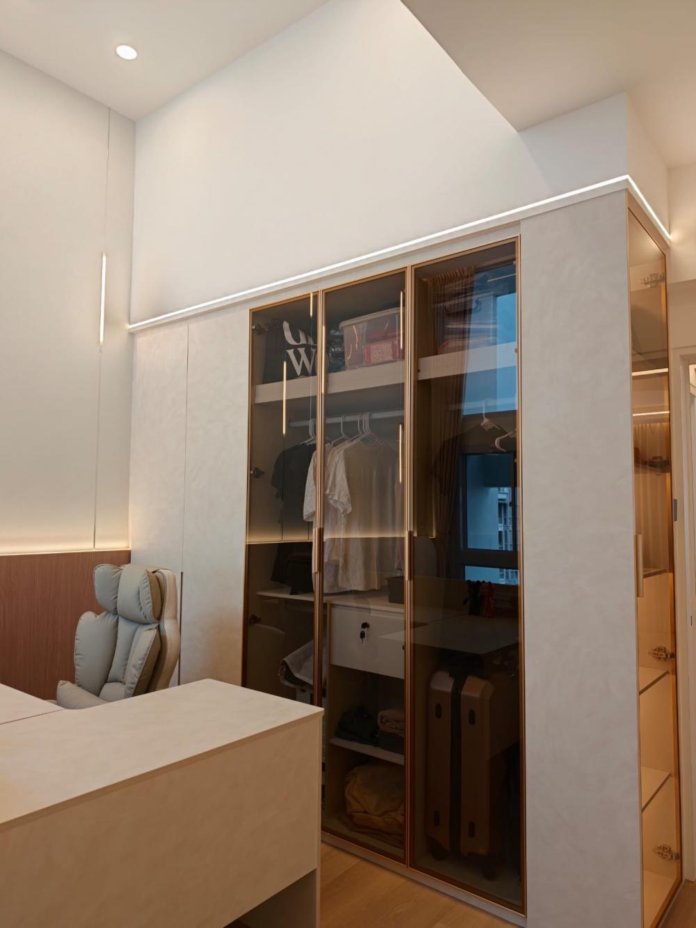 Asian Bedroom with Vinyl Flooring and Cove Lighting