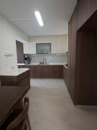 Minimalist Kitchen at 549 SERANGOON NORTH